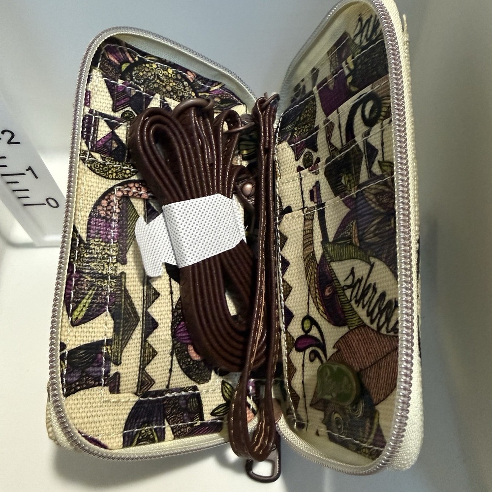 NWT Ask Roots 3 In 1 Women's Crossbody Wristlet Wallet Spirit Desert Owl